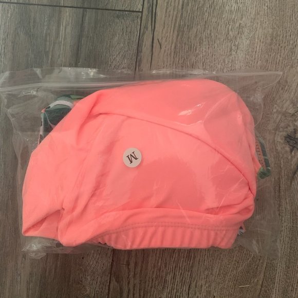 NEW HIGH WAIST PADDED RUFFLE‎ BIKINI MEDIUM - Picture 8 of 9